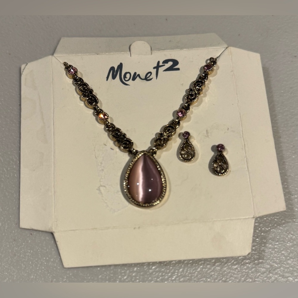 Monet 2 Lavender & Gold Teardrop Necklace & Earrings Set